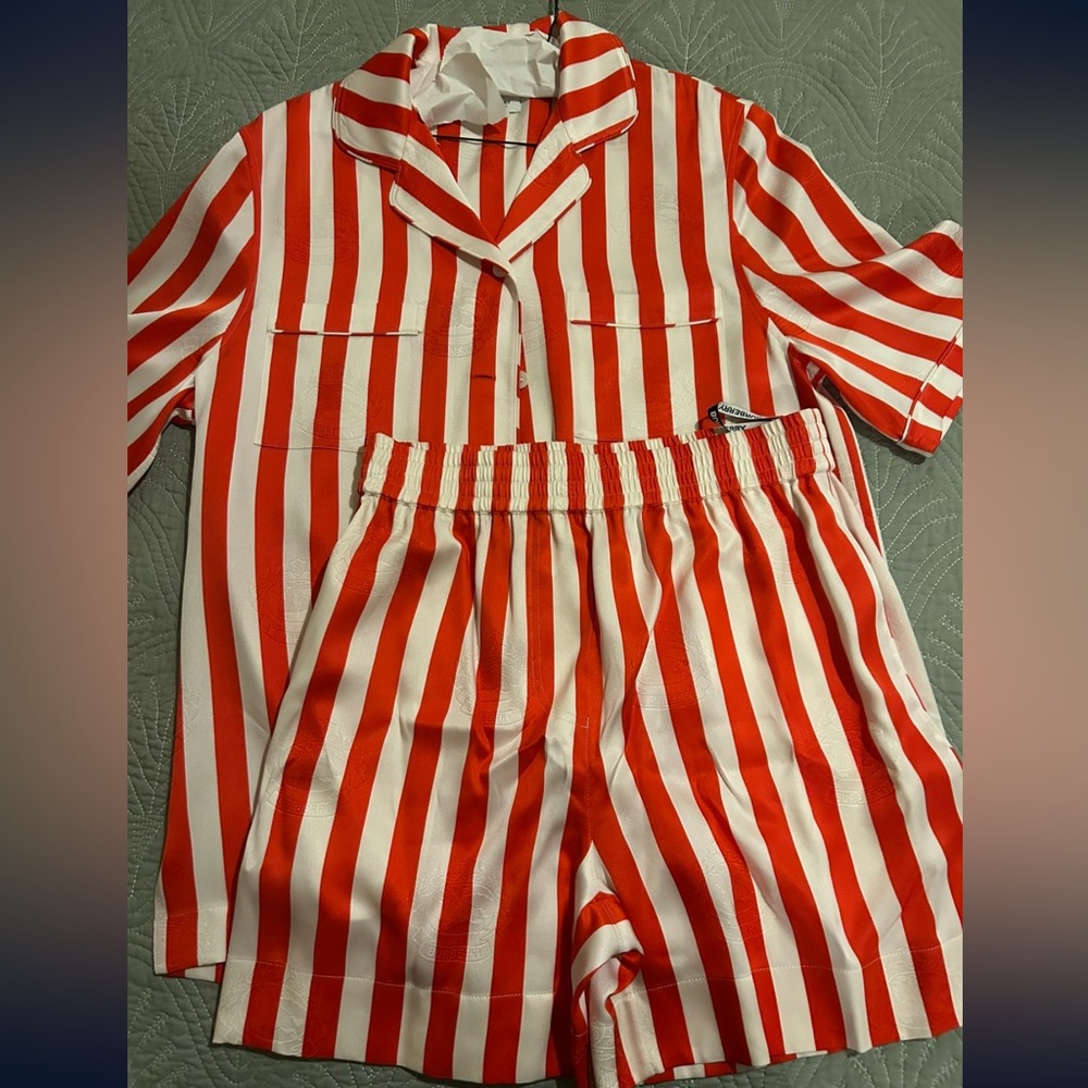 Burberry pajama set
